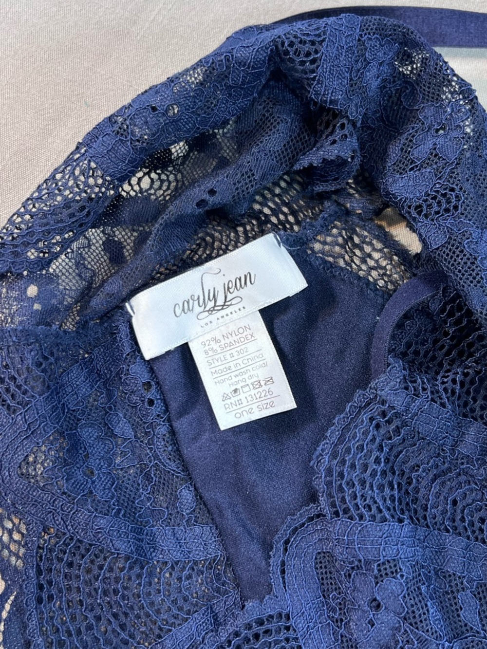 Carly Jean Los Angeles Sydney Lace Cami Bralette One Size Navy Blue Floral Lace - Picture 7 of 7